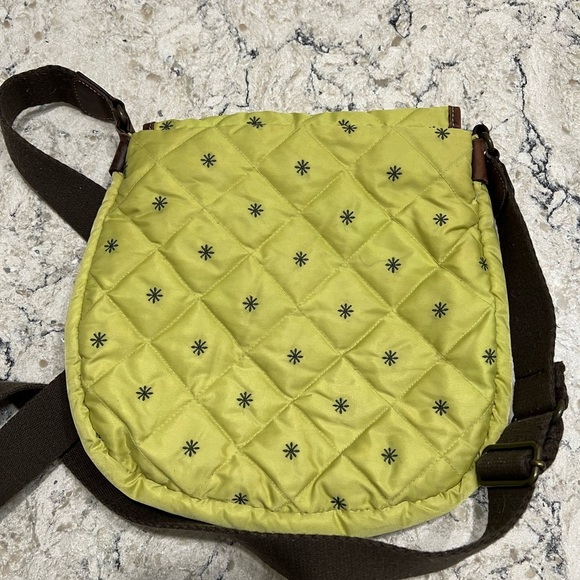 Eddie Bauer Quilted Green and Brown Crossbody Bag with Adjustable Strap - Picture 3 of 5